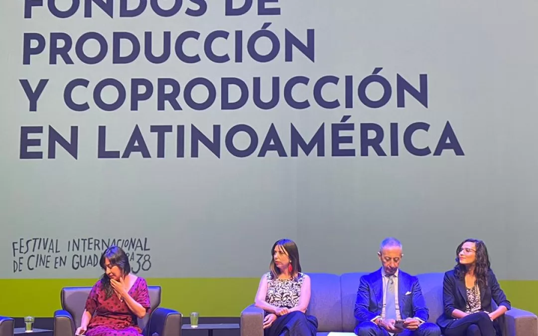 Directora de Fomento del CNTV expone en el Festival de Cine de Guadalajara