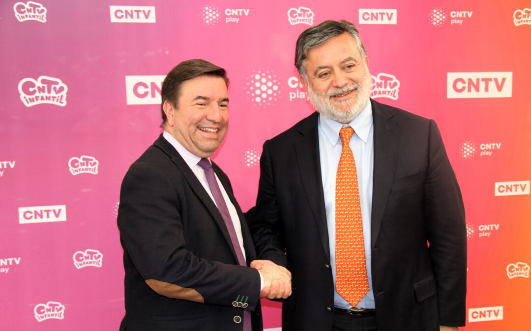 SII y CNTV firmaron convenio para coproducir serie de televisión sobre Educación Fiscal y Tributaria